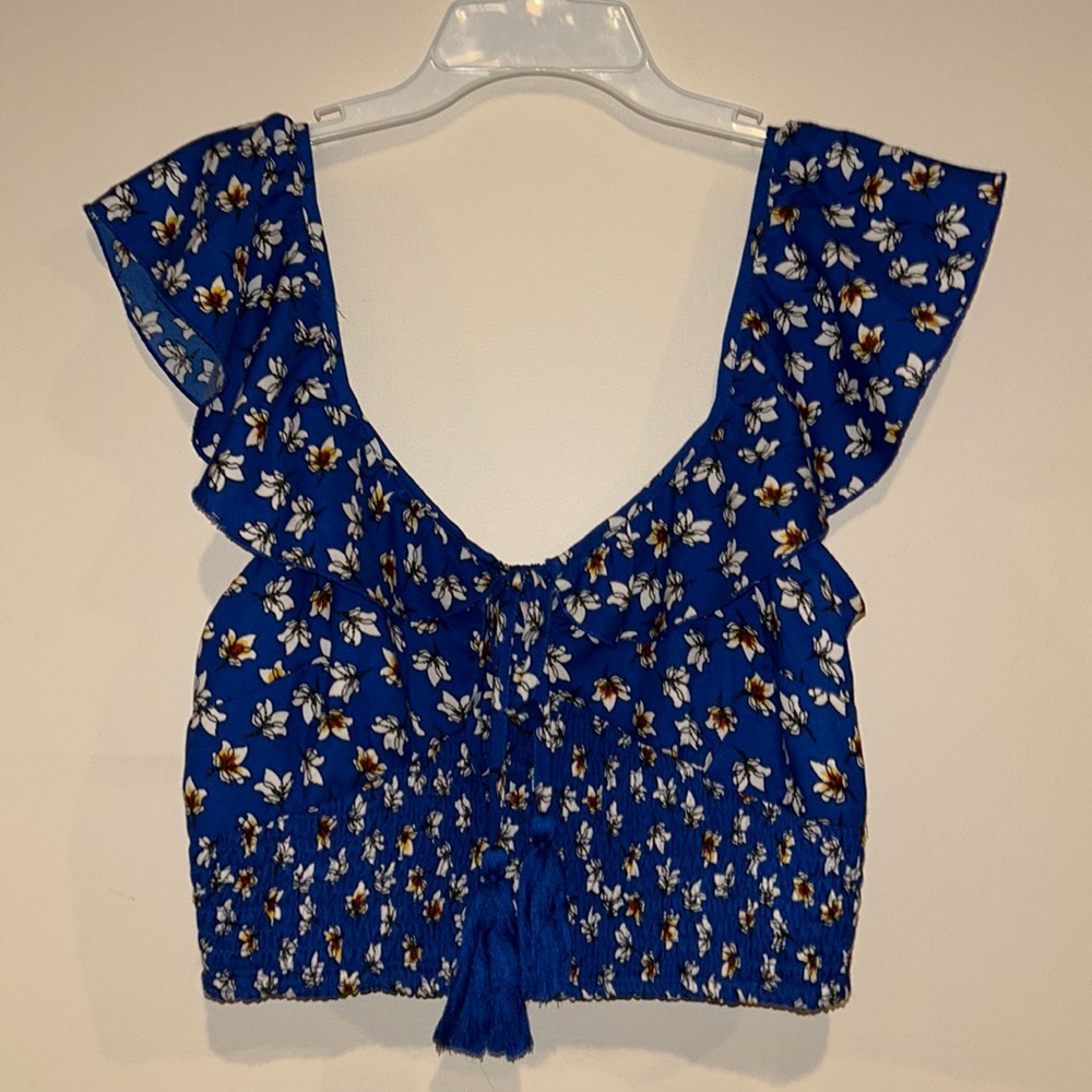 Floral blue cropped blouse
